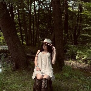 Meet your Posher, Hailey